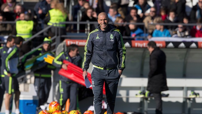 Zinedine Zidane na prvom tréningu Realu Madrid.