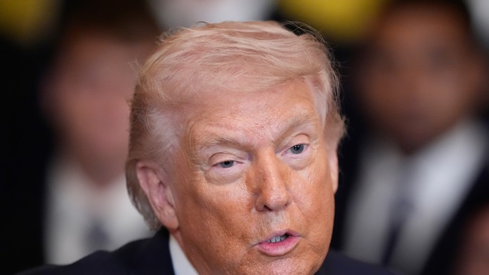 Podľa šéfa FIFA prezident USA Donald Trump podporuje účasť Iránu na MS. V hre je však možný bojkot