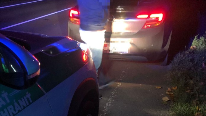 Ďalší opitý šofér. Muž pri Prievidzi viezol svoje deti s viac ako jedným promile