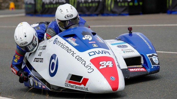 Stocktonovci havarovali v záverečnom kole pretekov. 