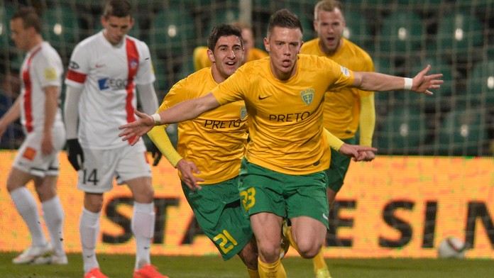 Hrával so Škriniarom, no teraz nečakane skončil. Exreprezentant aj o peniazoch na Slovensku (rozhovor)