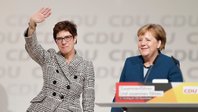 Annegret Krampová-Karrenbauerová vystrieda na čele CDU Angelu Merkelovú.