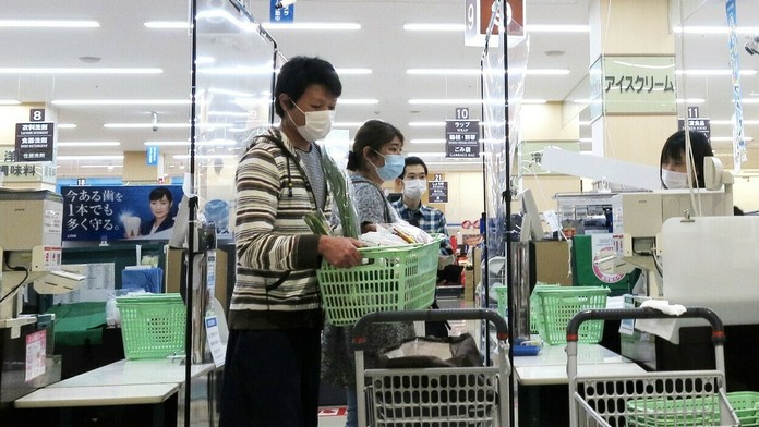Zásah polície v karanténnom centre v Gabčíkove.