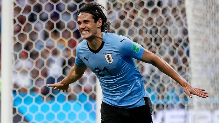 Edinson Cavani po strelení gólu.