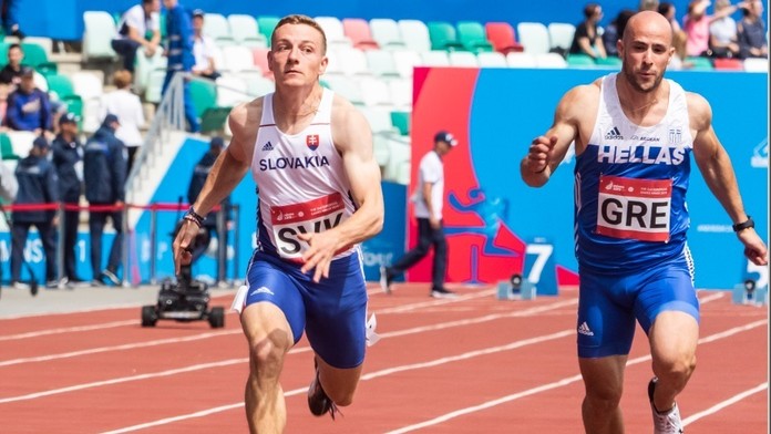 Na archívnej snímke bývalý kongresman so slovenskými koreňmi Joe Sestak.
