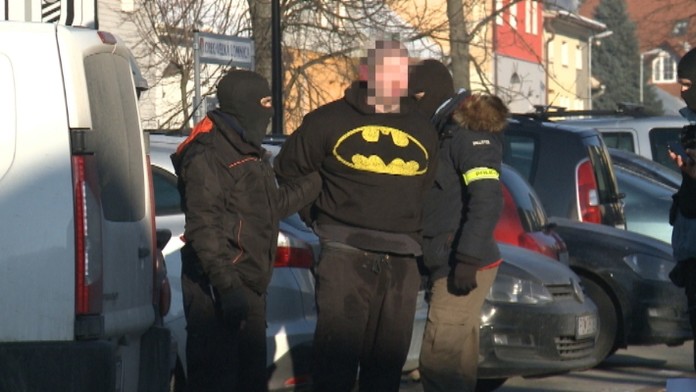 19 PP Zadrzali podozriveho INTRO.transferweb_jpg_bez_watermarku_1.jpg