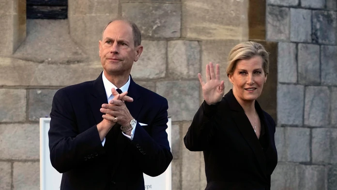 Karol III. vymenoval svojho mladšieho brata princa Edwarda za nového vojvodu z Edinburghu.