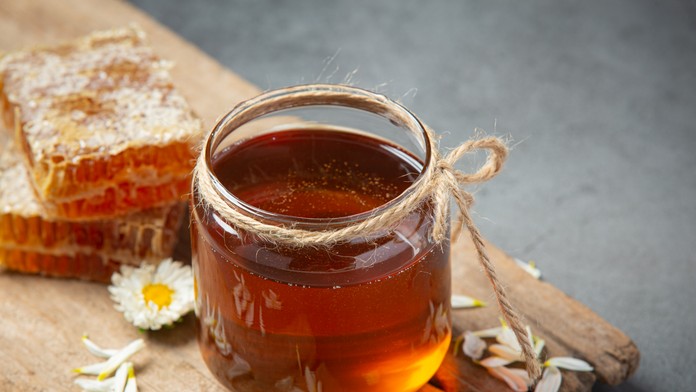 Včelár prezradil najhoršie miesto na skladovanie medu. Je priamo vo vašej kuchyni