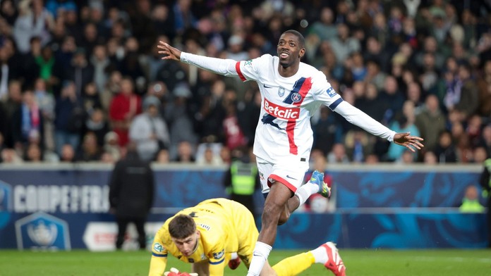 Dembele odvrátil blamáž PSG. Druholigista narobil gigantovi poriadne problémy, no favorit postúpil