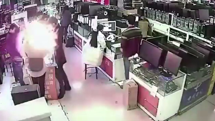 Topánky z rybej kože