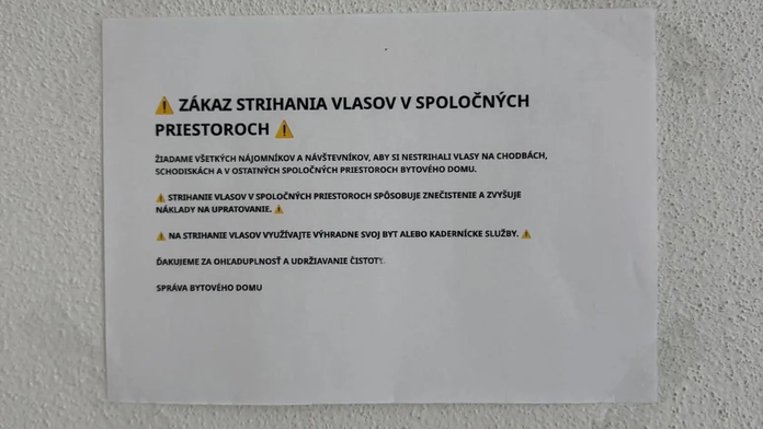 Zákaz strihania vlasov. Košická bytovka rieši poriadne netradičný problém