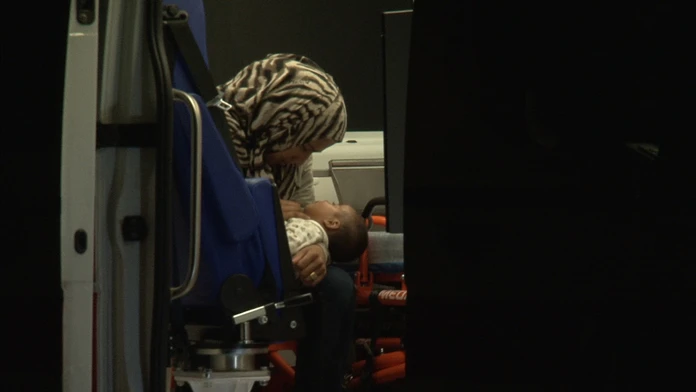 Migranti zadržaní na juhu Slovenska.