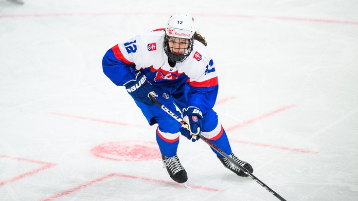 Fantázia v podaní našich hokejistiek: S Lopušanovou v čele rozdrvili Island, olympiáda je na dosah