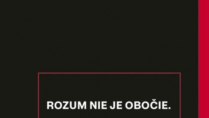 Predseda predstavenstva spoločnosti Daimler AG a vedúci Mercedes-Benz Cars Ola Källenius predstavuje nový model automobilu Smart