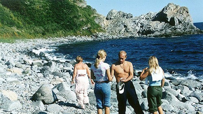 Európska únia uvalí sankcie na dve dospelé Putinove dcéry