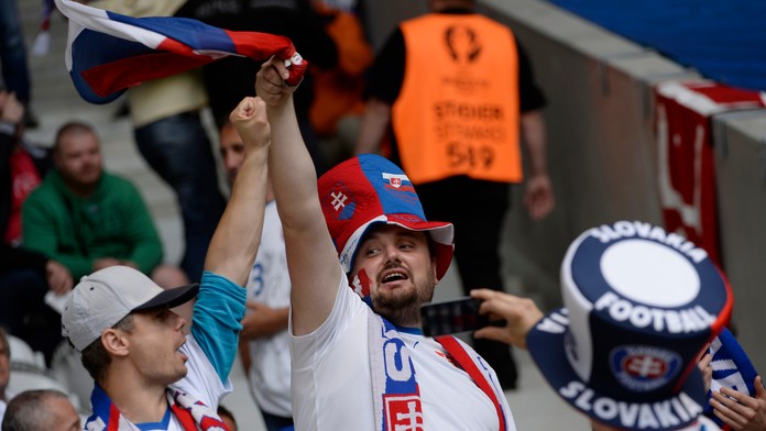 Pozitívne naladení slovenskí fanúšikovia pred duelom s Nemeckom na ME.