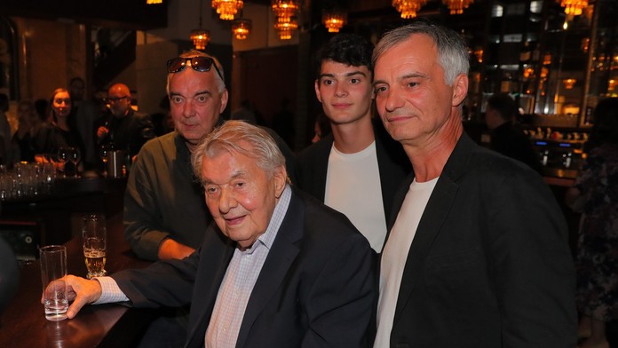 Ladislav Trojan s rodinou.