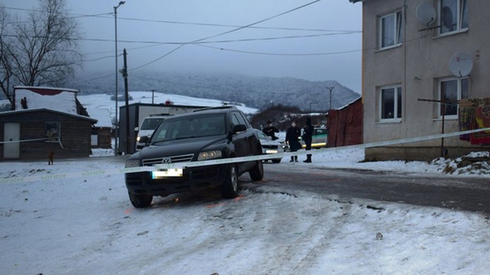 Vodič pri cúvaní zrazil chlapca.