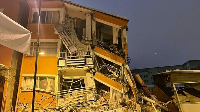 Zverejnili účet za zemetrasenia v Turecku. Poisťovne budú platiť miliardy eur