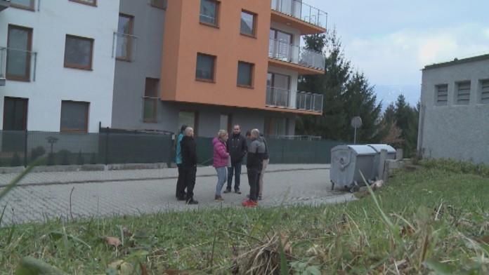 Ľudia prídu možno o byty.