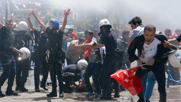 Pri výbuchu prišli o život dvaja ľudia