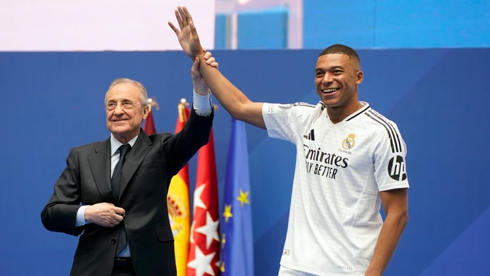 Vojna medzi PSG a Mbappém pokračuje. Parížania odmietajú zaplatiť futbalistovi desiatky miliónov