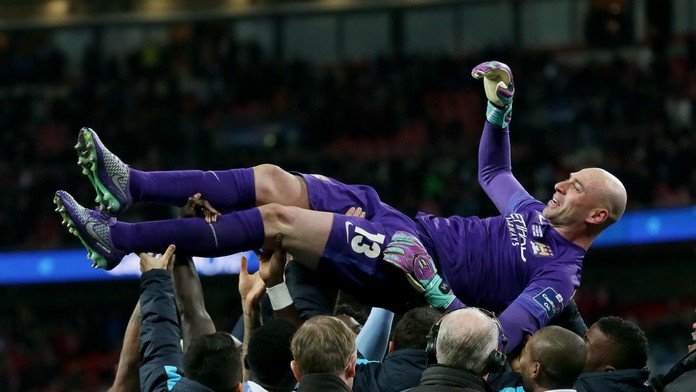 Hrdina zápasu brankár Willy Caballero.