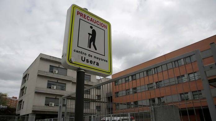 Exposlanci za pultom v NR SR