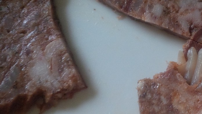 Nechutnosť v tlačenke