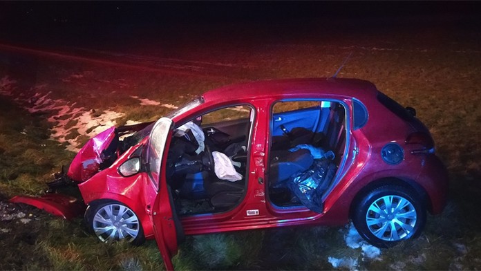 V Beniciach zahynul po náraze do stĺpa vodič osobného auta.