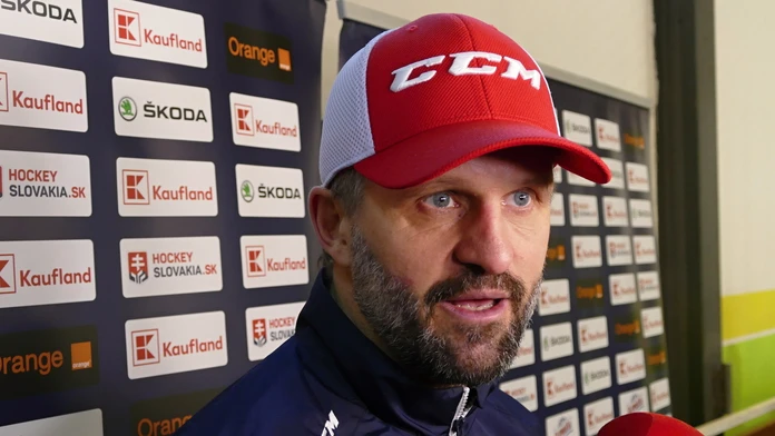 Tréner hokejovej reprezentácie do 20 rokov Róbert Petrovický v príprave pred MS 2020.