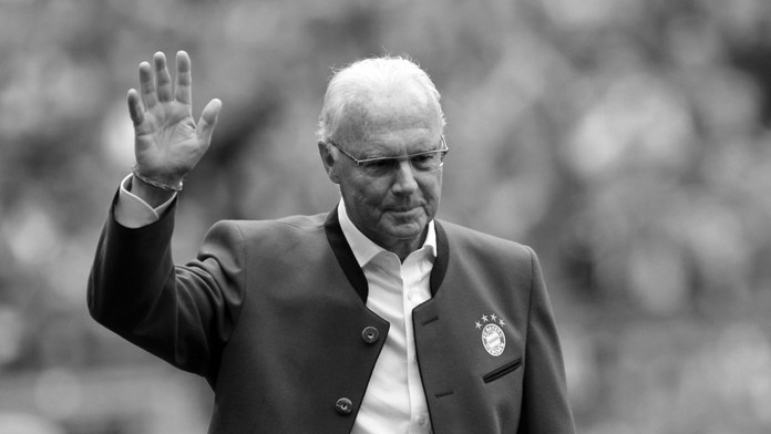 Bayern si uctí svoju legendu vyradením dresu. K tomuto kroku pristúpil prvýkrát v histórii