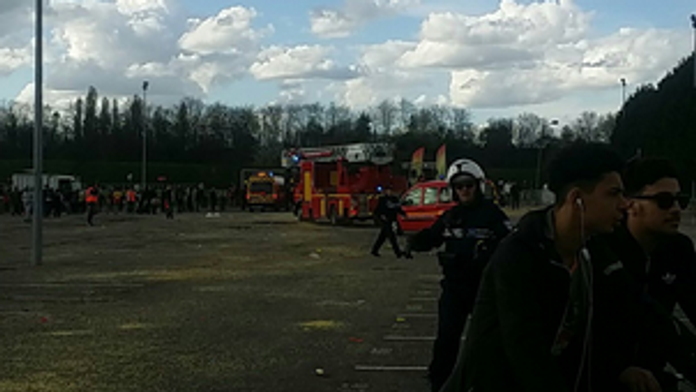 V dave nastala panika. 