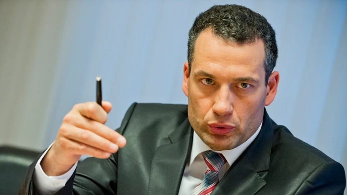 NAKA obvinila bývalého šéfa štátnej zdravotnej poisťovne z prijímania úplatku