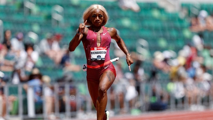 VIDEO: Američanka zabehla na stovke tretí najlepší čas histórie. Neuznali jej ho kvôli vetru