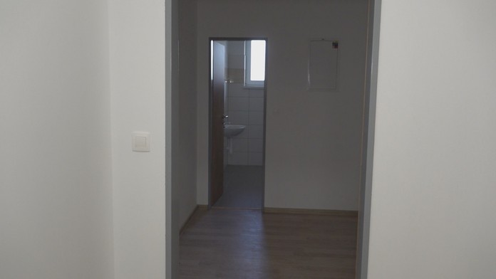 Jeden z bytov, ktoré odovzdali do užívania výhercom lotérie.