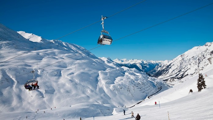 Tragédia na školskom výlete: Len 17-ročná Sandra po páde na svahu zomrela