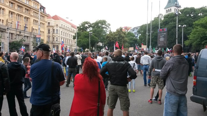 Námestie SNP. Stop islamizácii Európy