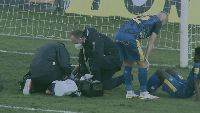 Zranený futbalista.