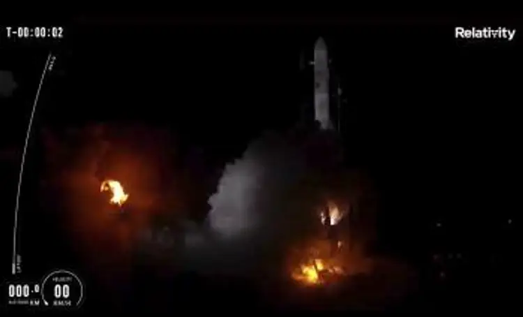 Na snímke štart nosnej rakety Terran 1 kalifornskej startupovej spoločnosti Relativity Space.