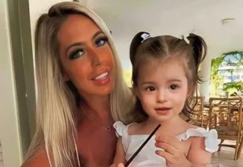 Mama Danielle s dcérou Evie.