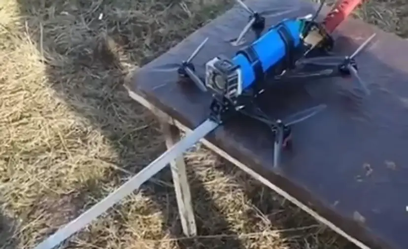 Dron samuraj.