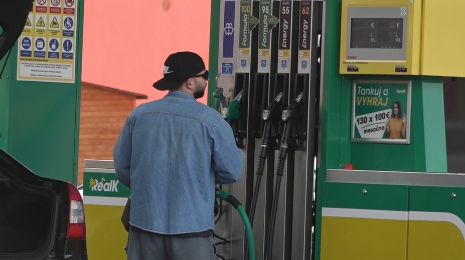 Štát prijal opatrenia, ceny palív rastú. Čo čaká vodičov najbližšie dni?