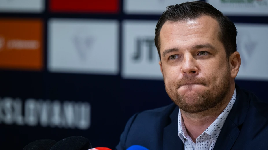 Slovan rozbehol veľký plán. Chce hrať dve extraligy a získať Tomáša Tatara