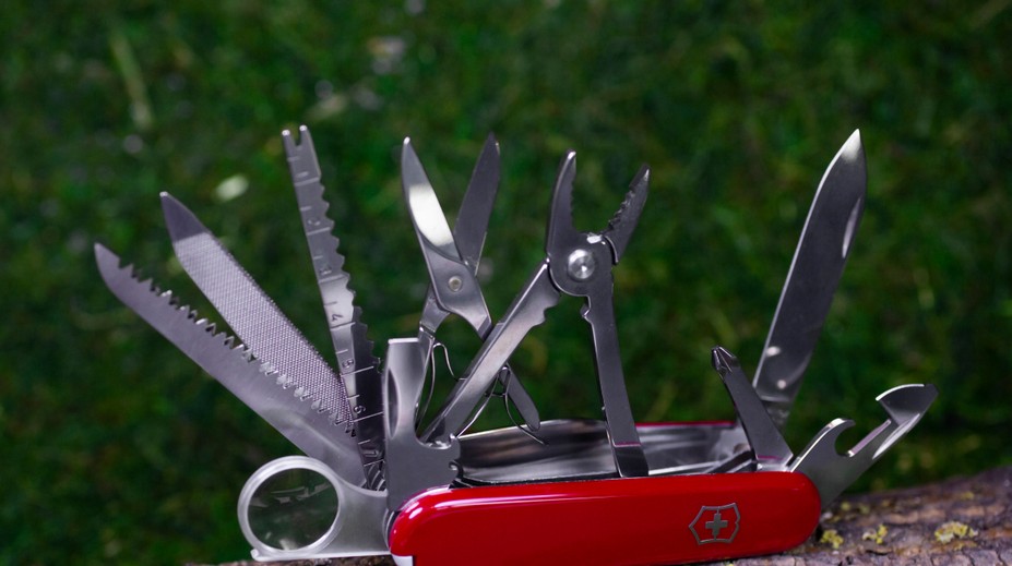 Švajčiarsky armádny nôž sa po sto rokoch dočká zásadnej novinky. Výrobca reaguje na zmeny vo svete