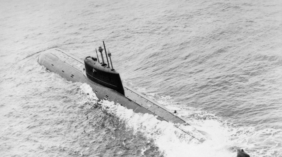 Časovaná bomba? Potopená sovietska ponorka leží už viac ako 30 rokov na dne mora v Európe. Uniká z nej radiácia
