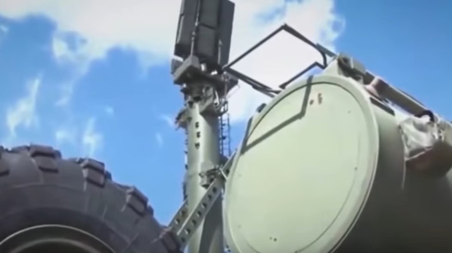 VIDEO: Rusko vyskúšalo nový obranný systém. Údajne zostrelí aj raketu vo vesmíre