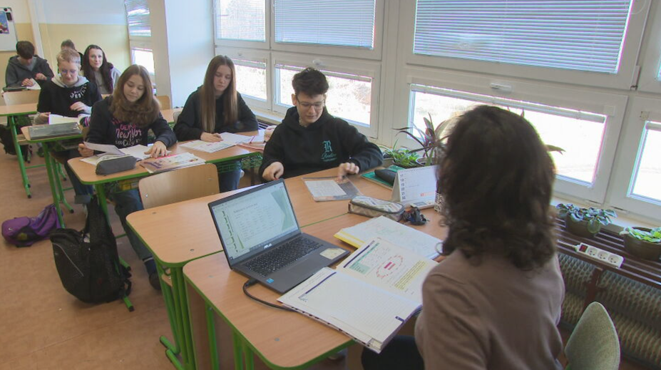 Zmena pri prijímaní na stredné školy zaskočila Slovákov. Deviataci a rodičia hovoria o veľkom tlaku