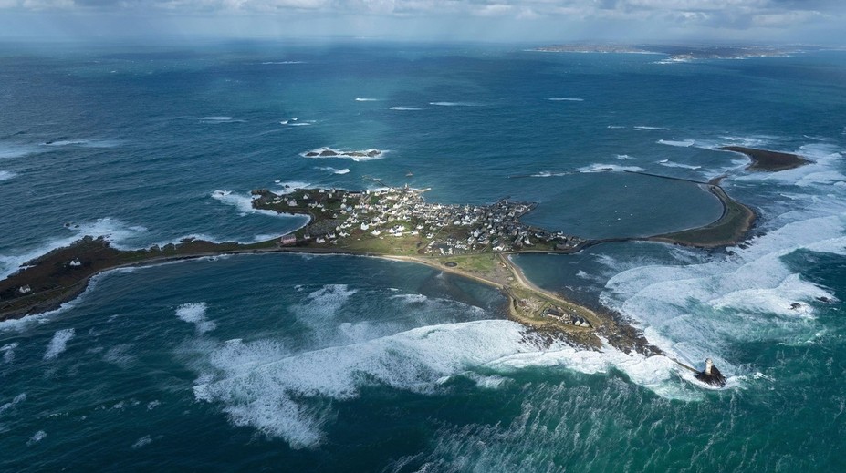 Obrovský objav vo Francúzsku. V mori našli stavbu, ktorá zaskočila výskumníkov