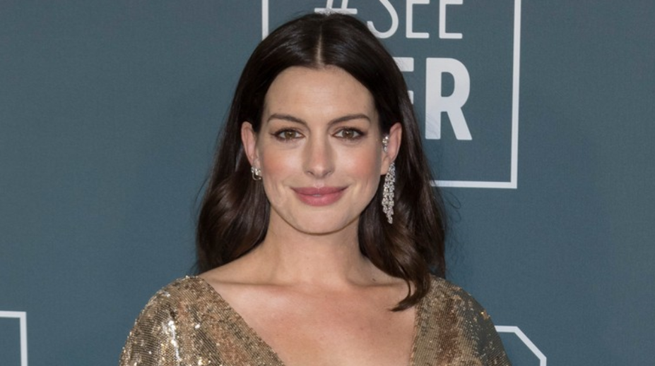 Mala byť mníškou. Zaujímavé fakty o herečke Anne Hathaway